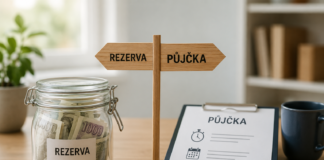 Kdy dává větší smysl použít finanční rezervu a kdy vzít si půjčku?